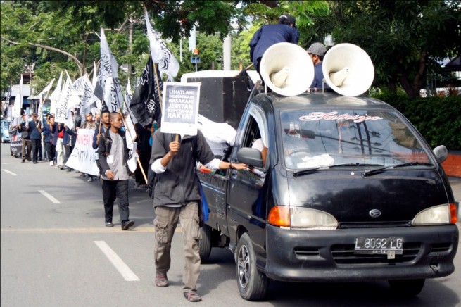 aksi kebangkitan LKM HTI Jatim