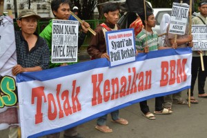 HTI Kota Tangerang aksi kenaikan bbm (4)