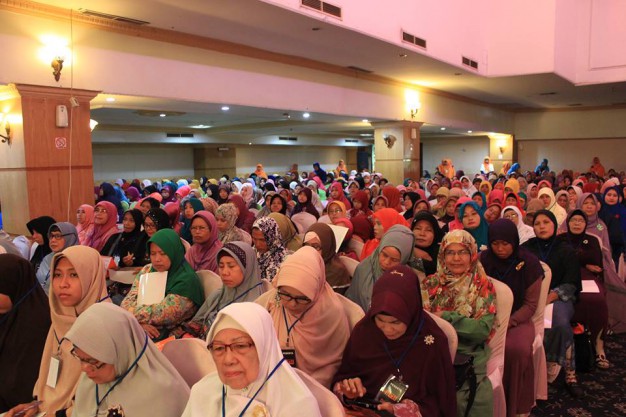 Tokoh muslimah Medan