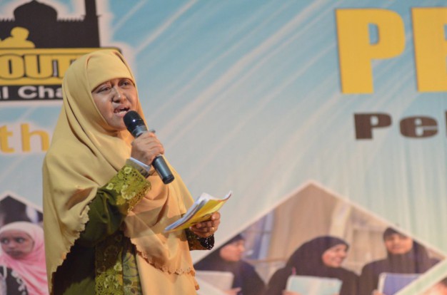 Ir. Pratma Julia Sunjandari DPP Muslimah HTI