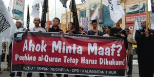 HTI Samarinda aksi tangkap ahok penista al quran