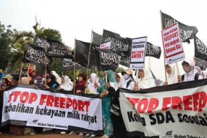 aksi HTI stop freeport