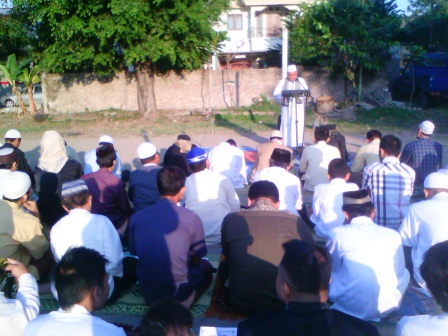 Sholat Idul Fitri HTI Kota Solo