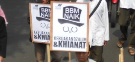 Tolak Kenaikan BBM;  Wujud Cinta HTI Kepada Indonesia