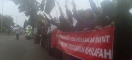 Ratusan Massa HTI Majalengka Demo Tolak Kenaikan BBM