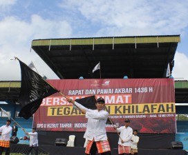 [FOTO] Rapat dan Pawai Akbar di Baubau